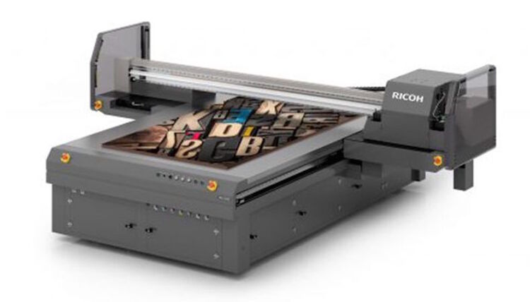 Ricoh entra en el mercado de la decoración con la nueva UV Pro T7210