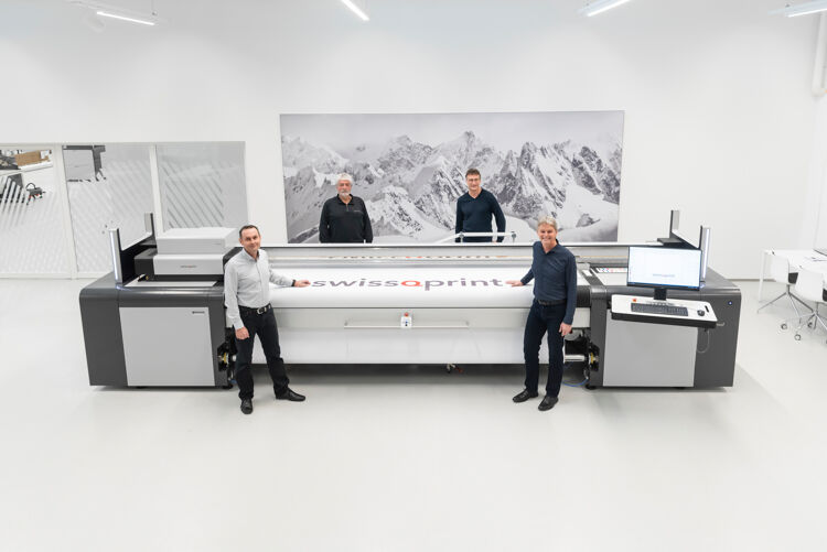 swissQprint remodels its management team