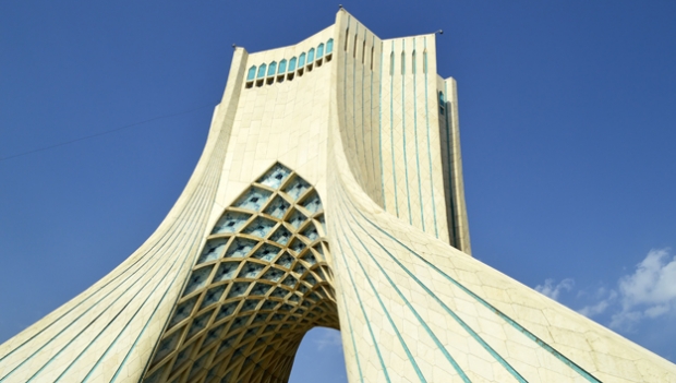 Iran: Politics of Print