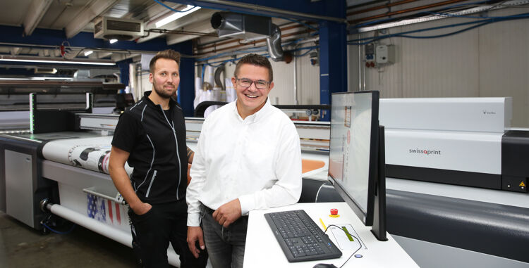 Karibu sets new benchmark in roll to roll printing