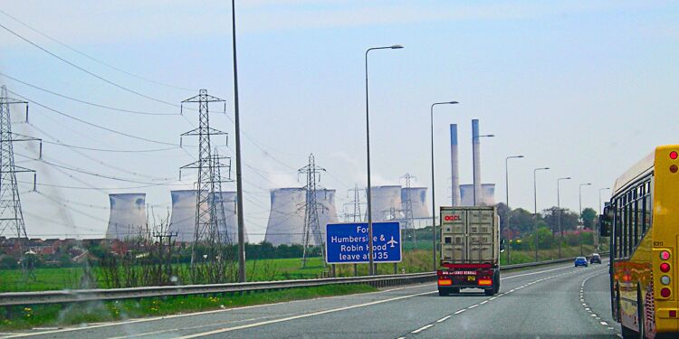 ¿Cómo puede la contaminación del aire afectar la economía y las empresas individuales?