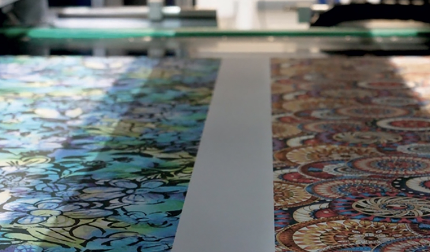 Die Entwicklung der digitalen Textildrucker mit hoher Produktion und des Single-Pass-Drucks