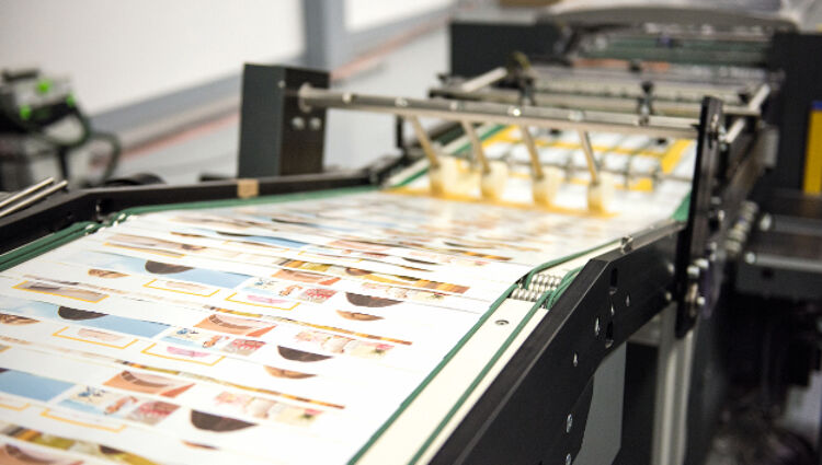 Haberbeck verarbeitet Inkjet-Rollendruck mit Tecnau