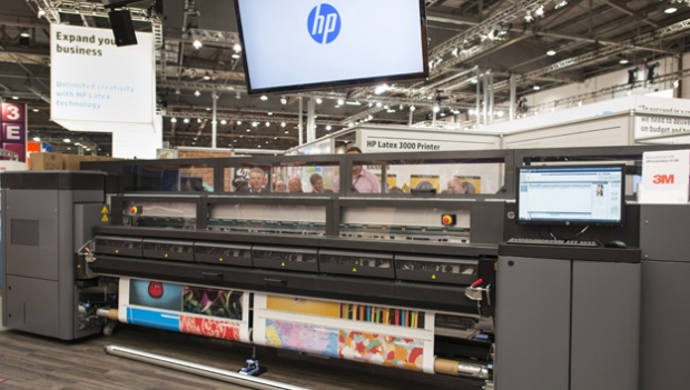 How to choose a superwide high production roll-fed printer